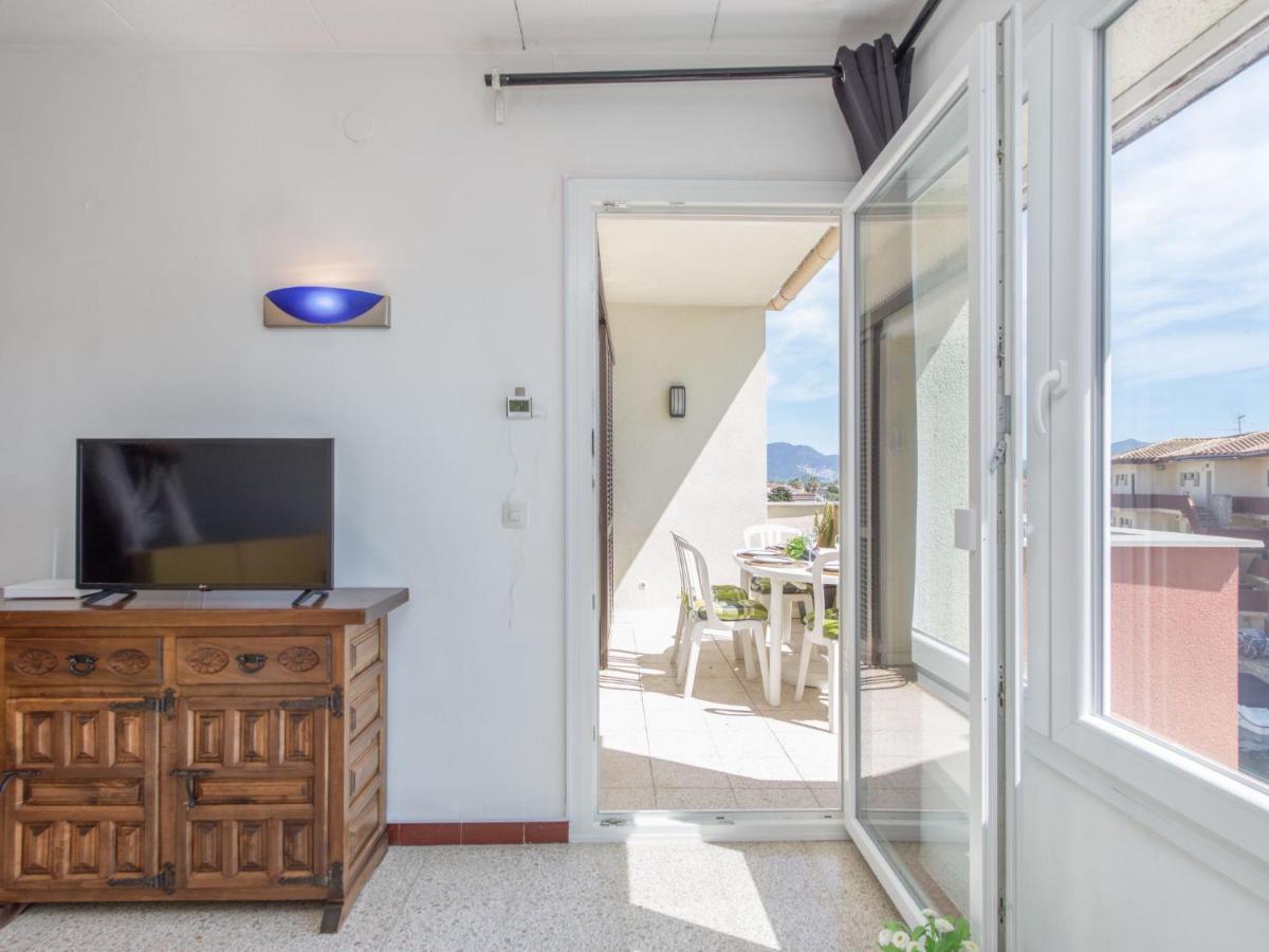 Apartment Port Sotavent-10 By Interhome Empuriabrava Bagian luar foto
